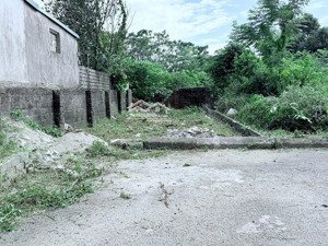 bán 67,5m2 có 60m2 thổ cư tại bình yên, giá loanh quanh 30 triệu / m2 là vào việc được