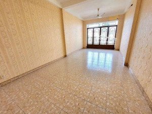 cho thuê nhà nguyên căn mặt tiền tạ quang bửu phường 4 quận 8 | 6pn | giá 27 triệu/tháng