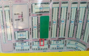 đất biển tân trà, huỳnh thị một sát sông cổ cò, sát kdt pft, 400m là bãi tắm tân trà. 100m2/ 4.7 ty