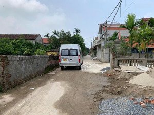 tôi chính chủ có mảnh đất ở xóm 2 chương dương thường tín hà nội