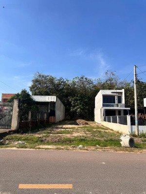 bán đất tại dh602, thới hòa, bến cát, bd, 400m2 chỉ với giá ưu đãi cho thuê xưởng 10tr