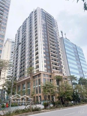 chính chủ gửi bán tòa nhà tổ hợp dịch vụ văn phòng - căn hộ lưu trú du lịch mặt phố nguyễn hoàng