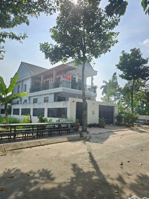 đất 150m(5,75x26), đường 20 mét kdc ttn, bot, gần liên phường giá 11 tỷ còn tl, sổ hồng chuẩn