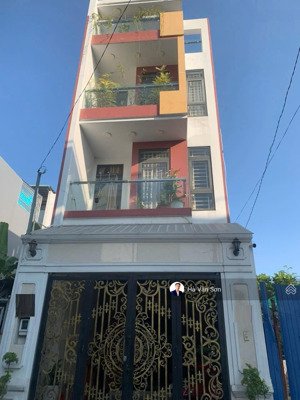 nhà đẹp gần cổng chính vạn phúc city- 80,1m2 đất- giá chỉ 10tỷ8