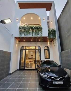 nhà lầu 4 phòng ngủ gần kdl bửu long, đường nhựa trước nhà 8m - bán do chủ nợ ngân hàng.