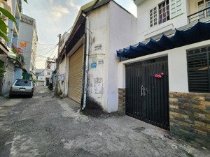 nhà hxh gần công viên làng hoa có dòng tiền sẵn