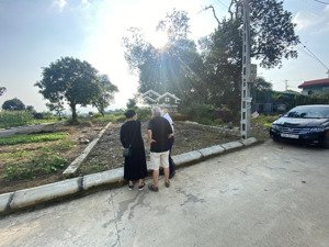 giá siêu hời 2 tỷ, 77m2-trung tâm xã - gần trường - chợ - đầu tư lợi nhuận cao - view hồ đẹp