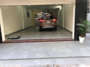 cho thuê nhà riêng phân lô tại phố ngụy như kon tum, thanh xuân, dt 60m x5t, 28 triệu