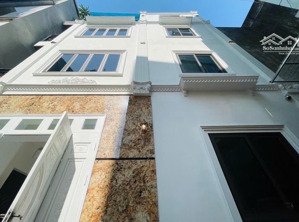 bán nhà đẹp view hồ tây, trích sài, 36m2 x 6t x mt 3.5m, 3 bước ra hồ, 2 thoáng trước sau