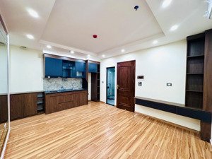 tòa apartment cực đẳng cấp 80m2x8t thang máy. ô tô vào nhà, nội thất cao cấp, pccc phố trường chinh