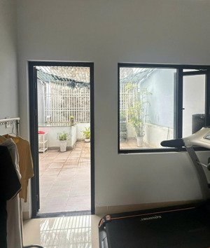 bán nhà 3 tầng huỳnh tấn phát giá sập hầm