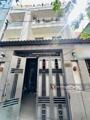 hạ giá 1.5 tỷ còn 10 tỷ tl, bán gấp nhà 4 tầng mặt tiền lê lai, p12, tb, dt: 5.7 x 12m vuông vức