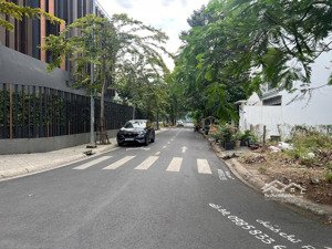 bán mặt tiền huy hoàng 15m*22m 330m2 75.9 tỷ giá tốt