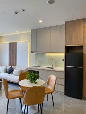 bán condotel icon40 hạ long, 3,6 tỷ, 59,7 m2, view đẹp, chính chủ