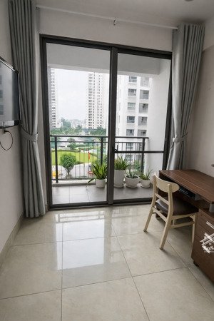 bán căn hộ saigon south 2pn giá tốt 5,1 tỷ - có sổ - có ô xe ô tô - lk pmh,rmit