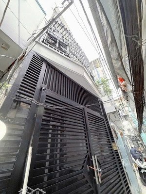 861 trần xương soạn, cách hẻm xe tải tránh vài bước chân, hàng xóm him lam, chỉ 4,95 tỷ