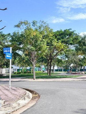 bán nhanh 2 lô liền kề biệt thự kđt hà quang 2 - vị trí đẹp sản phẩm khan hiếm giá tốt nhất