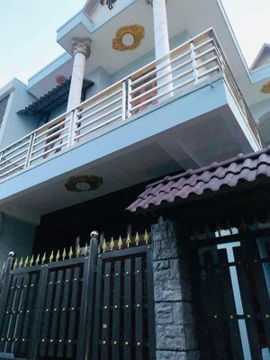 ngôi nhà sở hữu vị trí vàng bình chánh, nhận nhà ngay