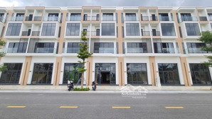 bán nhanh căn nhà phố liền kề giá tốt nhất hiện tại diện tích 90m2