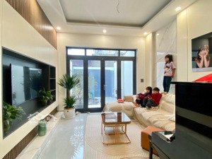 chính chủ bán nhà trần khát chân - 52m2 - 5t - mt 4m - 4 ngủ - 14.3 tỷ có thương lượng