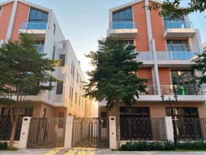 độc quyền: 16.6 tỷ sở hữu căn tứ lập ánh dương ad7 cuối cùng trục thông vào vịnh biển