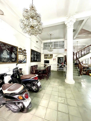 nhà lê quang định, 4 tầng hxh tránh,thông 106m 16.8 tỷ còn tl