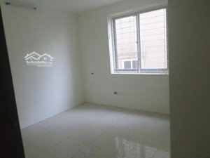 cho thuê cc hoàng dương ngõ 83 ngọc hồi, quận hoàng mai, giá 7 triệu/th, vào ở luôn