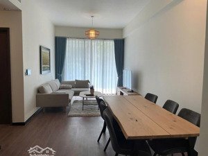 cần bán gấp căn góc 3 phòng ngủ 86m tầng trung hướng mát, sổ đỏ tại hà nội centerpoint 10.3 tỷ