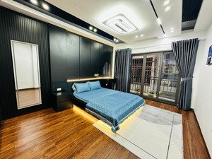 bán nhà phố cự lộc - ngõ thông thoáng - ô tô cách nhà 20m cách phố 50 m - dt 38 m 4 t giá nhỉnh10t