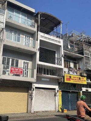 chủ kẹt tiền cần bán gấp trước tết mặt tiền trần phú, dt: 3.7x11.1m, lửng 1 lầu st. giá: 8.9 tỷ tl