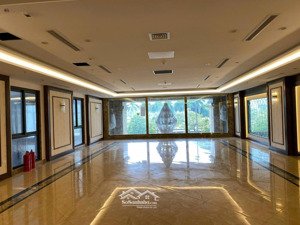 siêu phẩm - bán khách sạn 3 sao mặt phố miếu đàm - view khách sạn marriott - dòng tiền 550tr/thá