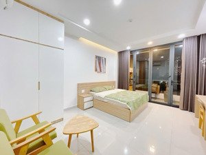 cho thuê căn hộ studio tách bếp, ban công q4 gần chợ 200, cầu kênh tẻ, cầu ông lãnh, cầu calmette
