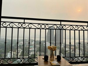 bán căn 2 ngủ soleil xuân diệu giá chỉ nhỉnh 15 tỷ, diện tích 82m2