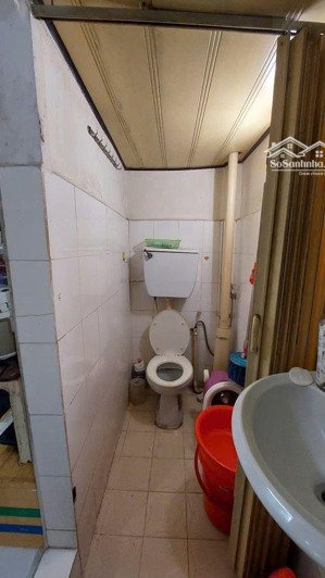 bán căn hộ chung cư đường trần bình trọng q5 cũ lầu 4 quận 5 dt 35m2, 1pn, 1wc giao thông tt