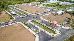 nhà 1 trệt 2 lầu, 230m2 mặt tiền đường nguyễn huệ 28m, tp cần thơ