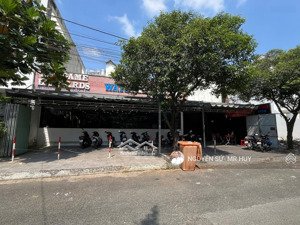 cho thuê mặt bằng có sẵn công trình cấp 4. dt 16 x 20m = 320m2, giá 35tr/1 tháng, d2d võ thị sáu