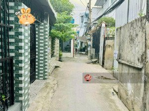 chính chủ bán nhà chưa qua đầu tư có thể tách làm 2 sổ- 2 mặt tiền linh đông, thủ đức