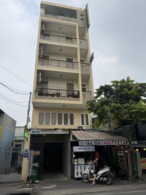 bán khách sạn mặt tiền lý phục man quận 7 - về khai ngay hoặc chdv đều đẹp 23 tỷ