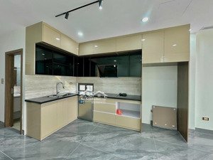 thạch cầu , long biên- hà nội , 36,5 m2 giá sốc (5,85 tỷ)