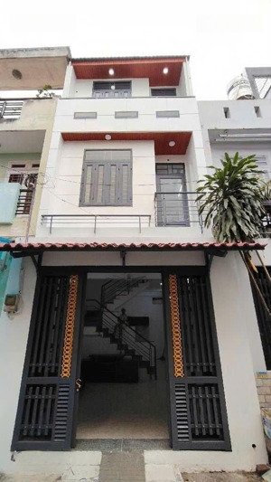 hàng thơm xuất hiệncg bán nhà liên khu 4-5 .ngay chợ bình thànhdt 4x10m. nhà 2 lầu