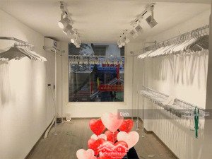 cho thuê mp nguyễn du, 35m2 x 2 tầng, mt: 5m, giá thuê: 23tr, nhà mới, thuê riêng biệt, nhận ngay