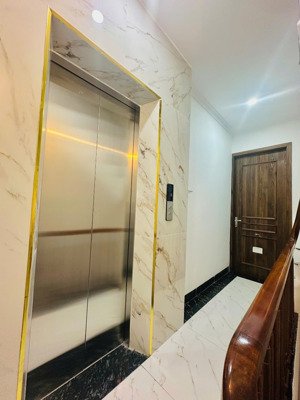 nhà đẹp đón tết - hai bà trưng xây mới 5 tầng thang máy - gần phố