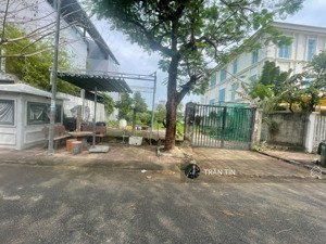 lô đất mặt tiền đường đảo xanh 5, khu biệt thự đảo xanh.