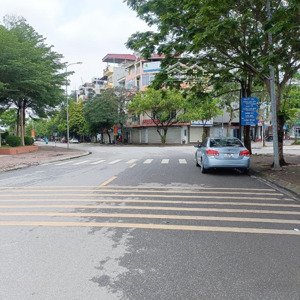 bán đất tái định cư giang biên đường rộng, vỉa hè 2 bên 40m mt 4m