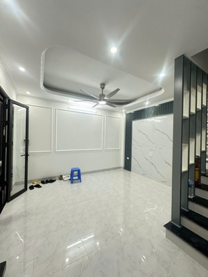 bán nhà tôn đức thắng đống đa | trung tâm nhà mới ngõ thông 8.98 tỷ