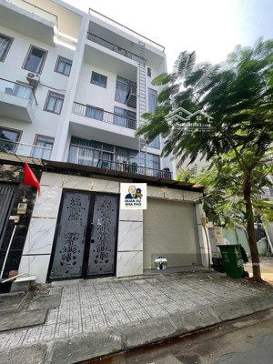 chdv 12 phòng full nội thất - dòng tiền 46tr/tháng - ngang hiếm 7m - chỉ 13.5 tỷ!