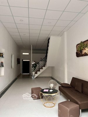 nhà mới đón tết - cách aeon bình tân 10p - 2 tầng - 82m2 nở hậu - nhỉnh 5 tỷ