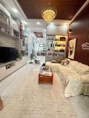 b.á.n nhà 4m x 18m, 4 tấm hẻm rộng 8m - giá 9,5 t.ỷ - huỳnh tấn phát-nhà bè