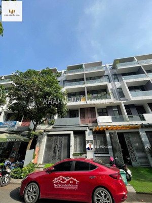 nhà 5 tầng vạn phúc city, kế bên trường học, giá chỉ 18tỷ8 tl