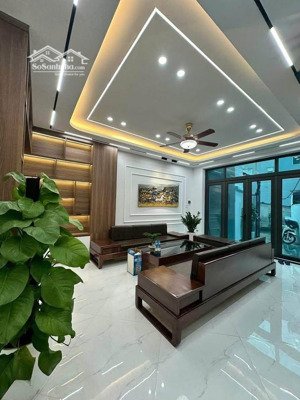 hót hót ngọc hồi , nhà đẹp đón tết giá loanh quanh 7 tỷ